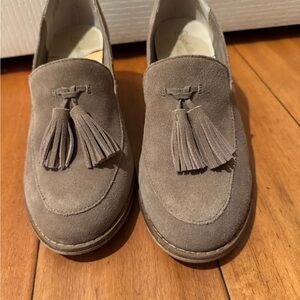 Seychelles Women's Suede Tassel Loafers - Taupe